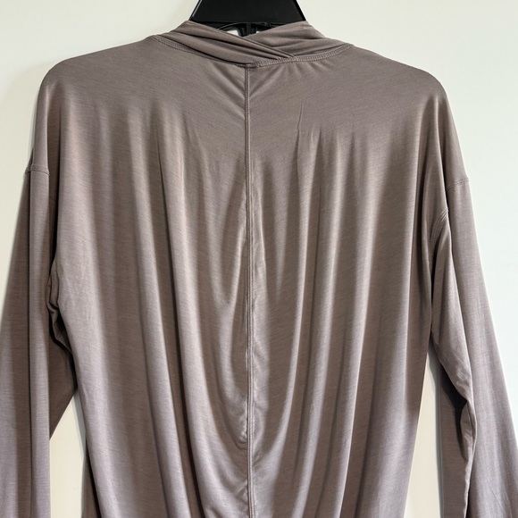 Lululemon Modal Long Sleeve Top V Neck Comfy Taupe Color Size 10 - Picture 4 of 12